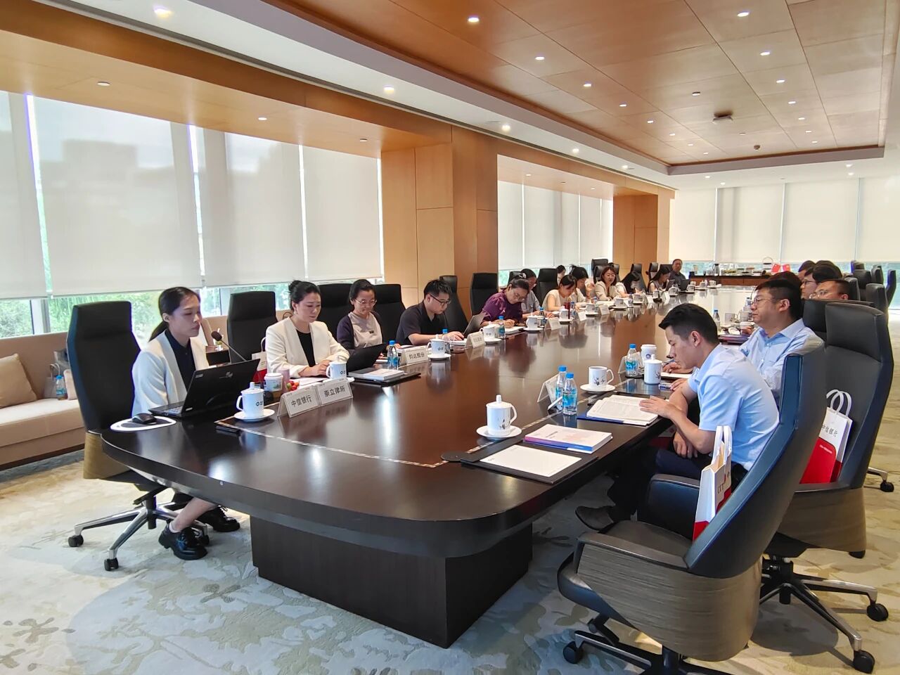 a4aa84a3f63b8d947efae823e20b73a1.jpg a4aa84a3f63b8d947efae823e20b73a1.jpg